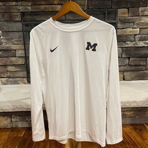 Michigan Nike Lightweight Longsleeve T-shirt